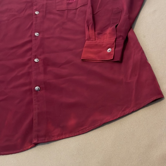 VERSACE JEANS COUTURE. As-Is  Embroidered Buttons down red color Mens SHIRT sz M - Picture 14 of 16